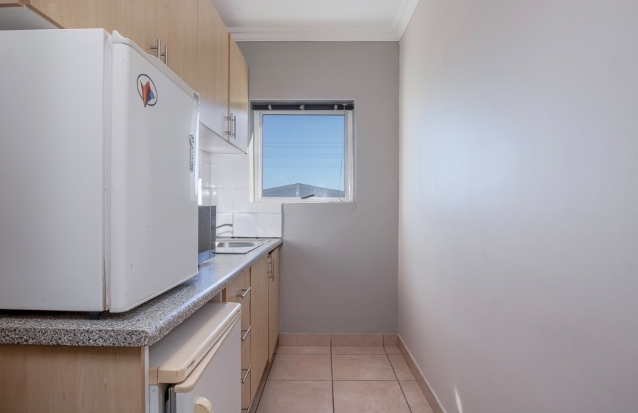 To Let Commercial Property for Rent in Gants Plaza Western Cape